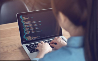 博兴 ,php声明和调用变量的符号是什么？